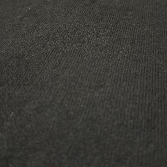Black Shawl Collar 💯 Cashmere Sweater - Picture 2 of 3